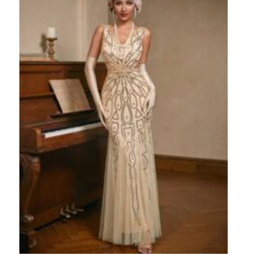 Elegant Cream Flapper Evening Gown